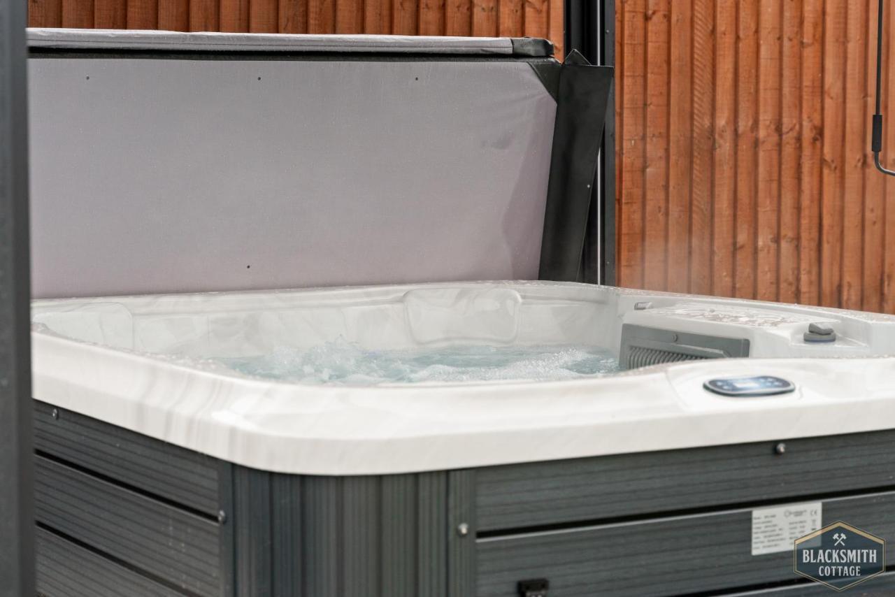 6Br Luxury Cottage, Hot Tubs, Hoar Cross, Staffordshire Newborough  Exterior foto